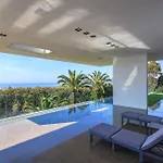 Ref 1960 - - Sea View For Rent *