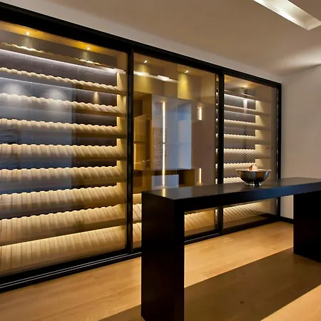 Ref 1960 - - Sea View For Rent *