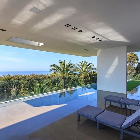 Ref 1960 - - Sea View For Rent *